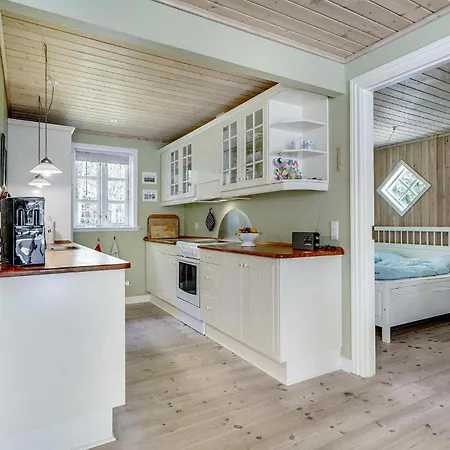 Holiday home Stunning In Blavand With Wifi *