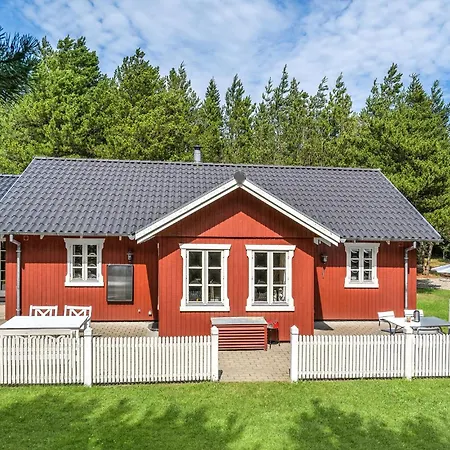 Holiday home Stunning In Blavand With Wifi